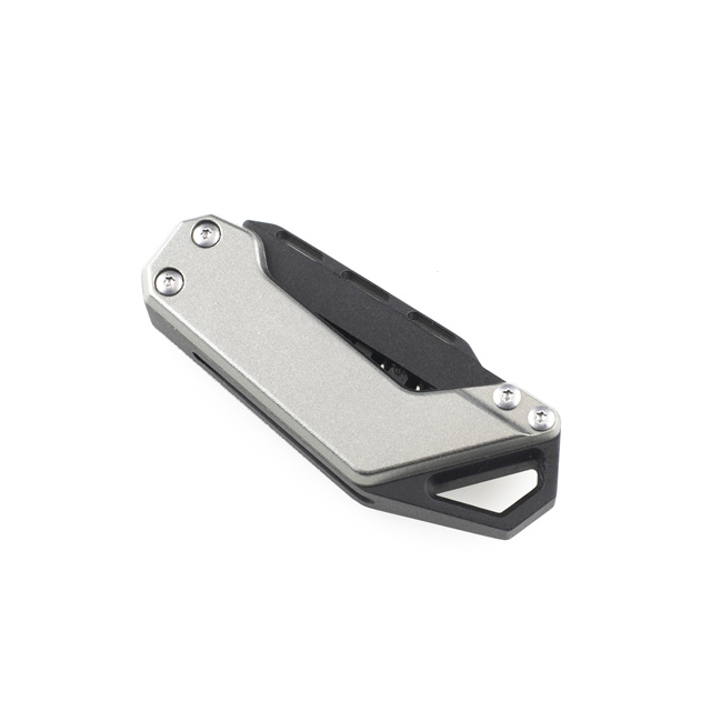 Portable screwdriver tool